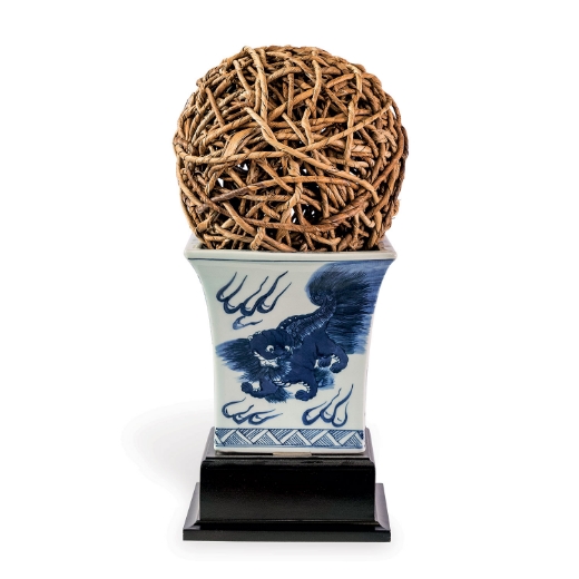 Picture of CHOW BLUE SQUARE PLANTER with STAND