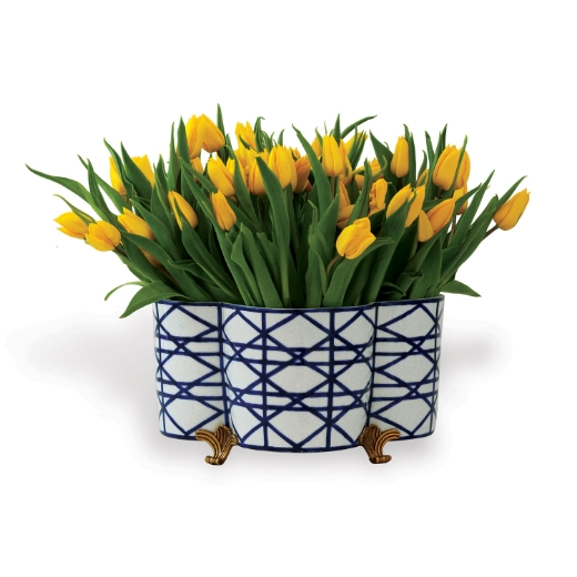Picture of Gazebo Quatrefoil Planter