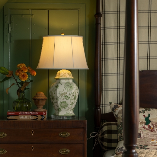 Picture of Braganza Green Hex Lamp
