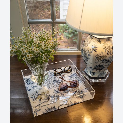 Picture of Braganza Blue Hex Lamp