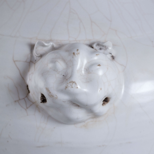 Picture of Tang Cream Crackle Lamp